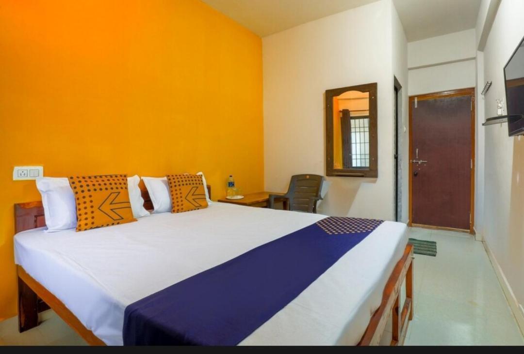 فندق أرامبولفي  Rishi House المظهر الخارجي الصورة