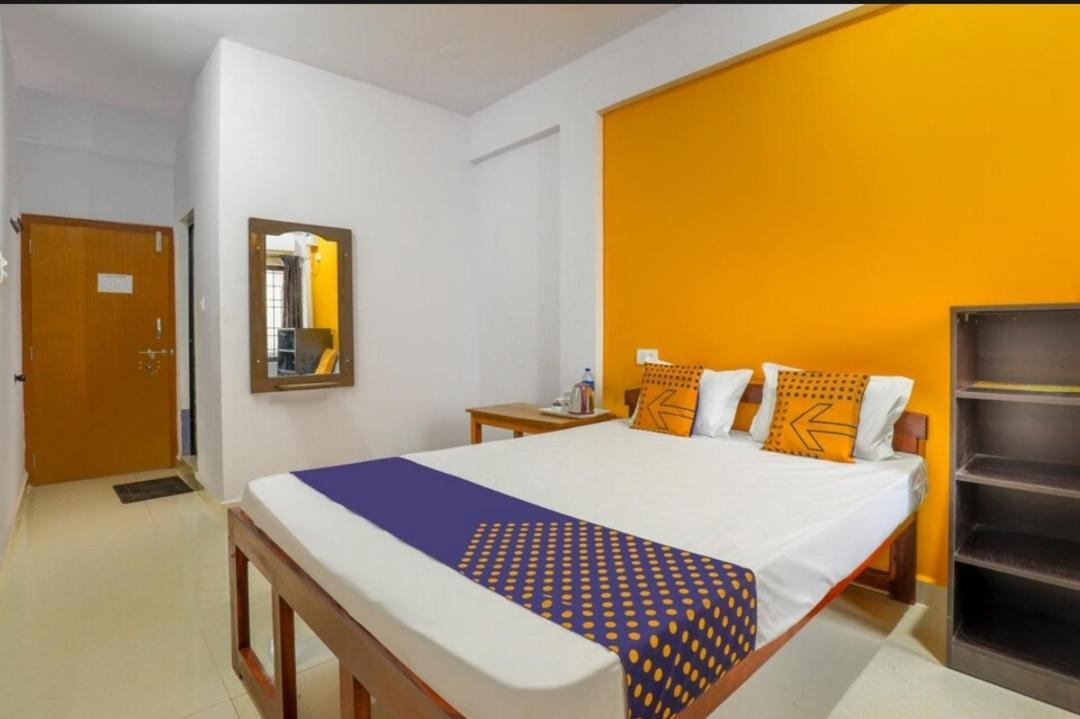 فندق أرامبولفي  Rishi House المظهر الخارجي الصورة